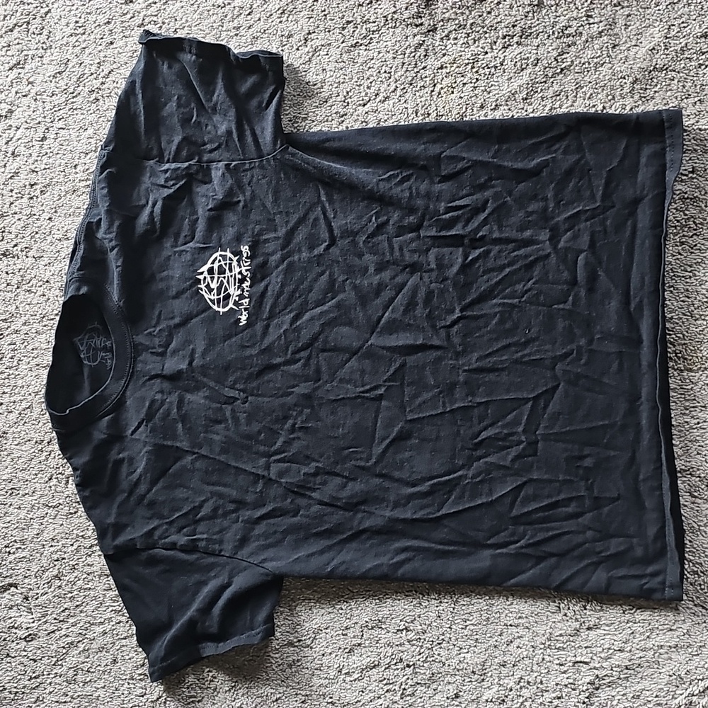 WORLD INDUSTRIES - Boy's shirtsize medium